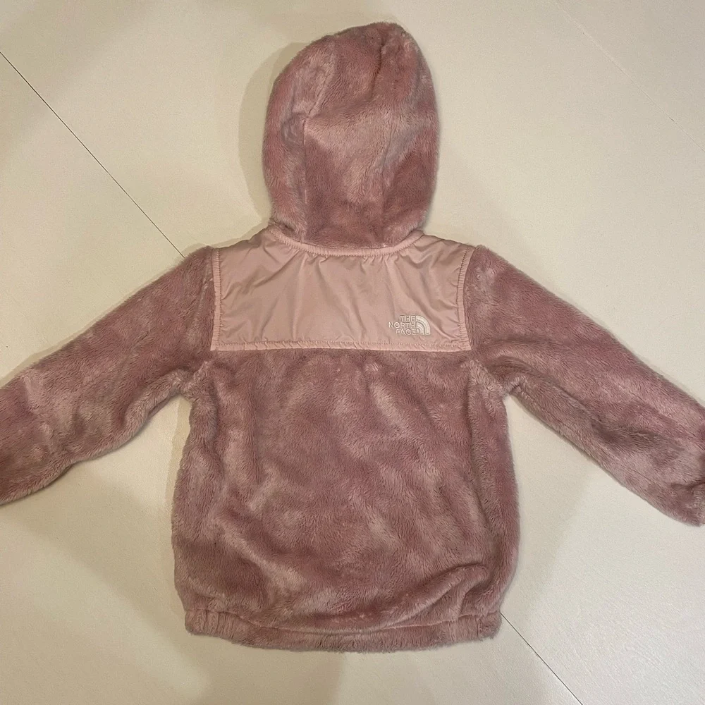 Toddler girl north face fleece zip up hooded jacket - Picture 2 of 3